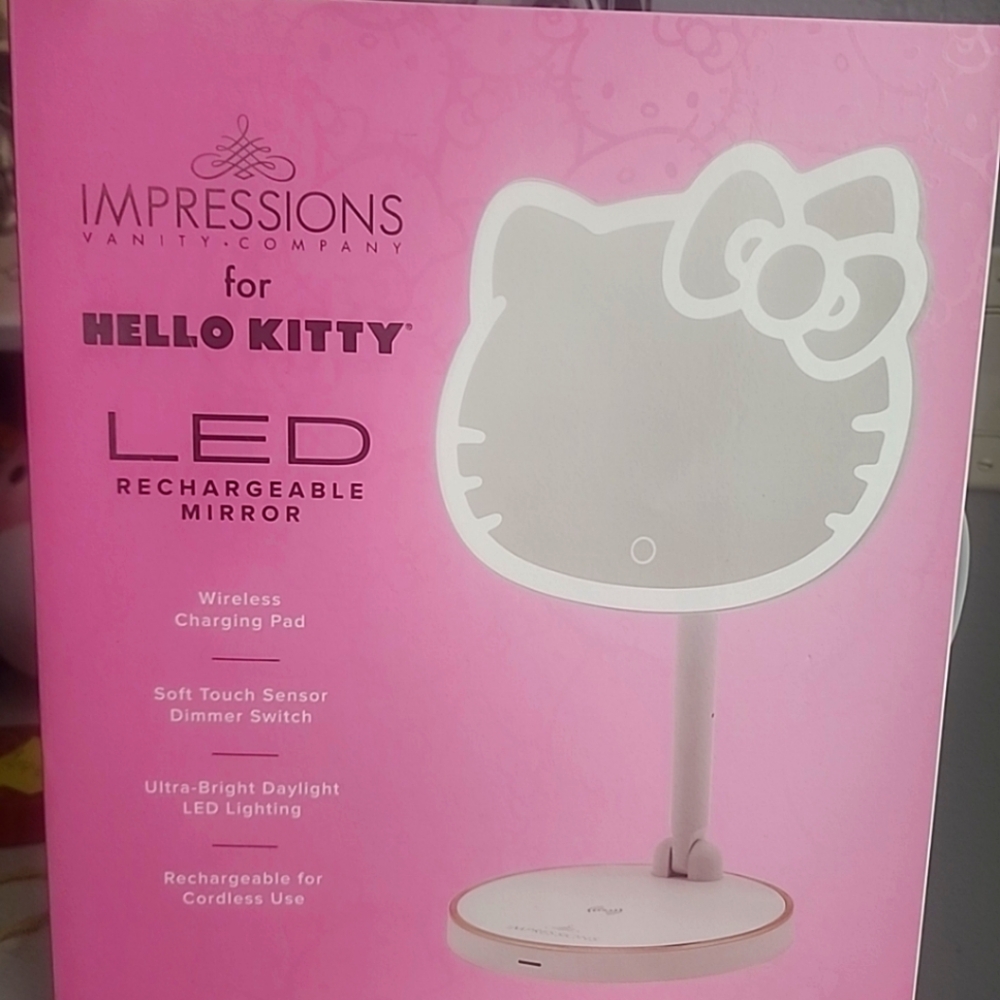 Hello Kitty LED Rechargeable Mirror